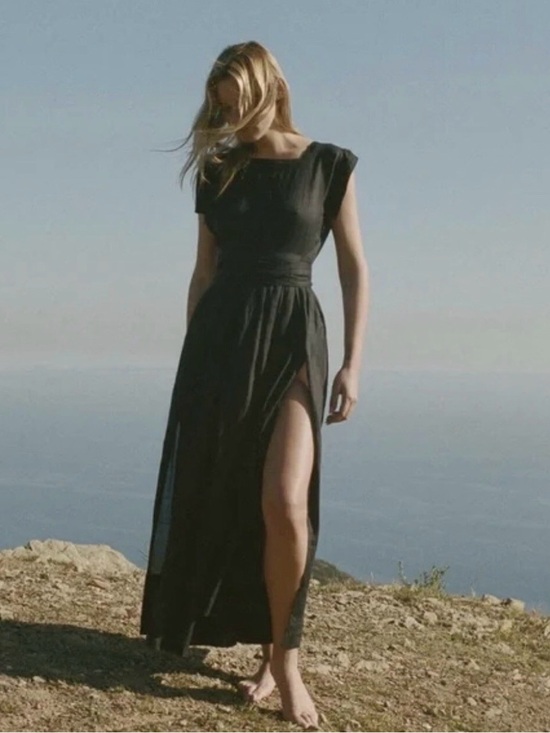 Doen Dresses & Skirts - Doen Pacifica Black Wrap Dress